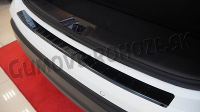 Hyundai i10 2008-2010 - lišta nárazníka zahnutá čierna lesklá